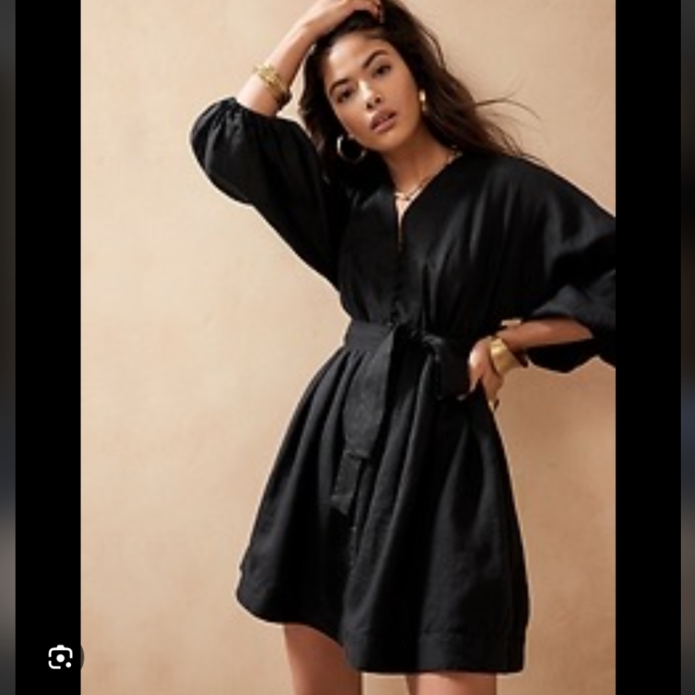 Banana Republic Balloon Sleeve Linen Dress